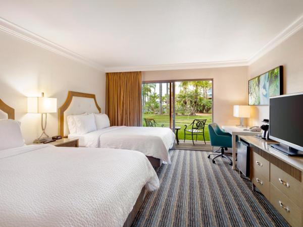 Holiday Inn San Diego Bayside, an IHG Hotel : photo 2 de la chambre 2 queen beds standard pool & garden view