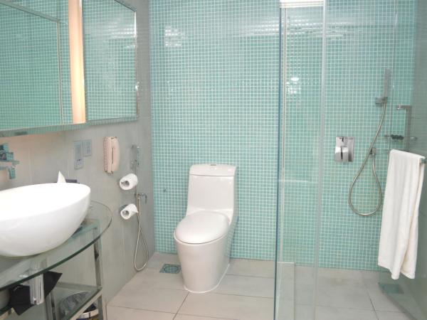 Wyndham Grand Bangsar Kuala Lumpur : photo 5 de la chambre chambre lit king-size deluxe