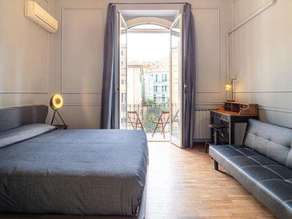 L'Opera Rooms & Suite : photo 5 de la chambre appartement avec balcon