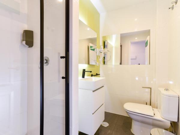 Hotel Kuve Marbella : photo 6 de la chambre chambre double standard