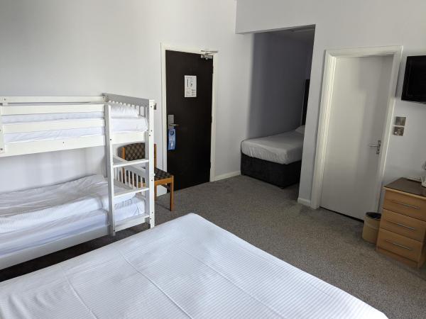 Suncliff Hotel - OCEANA COLLECTION : photo 3 de la chambre chambre familiale standard (6 personnes)