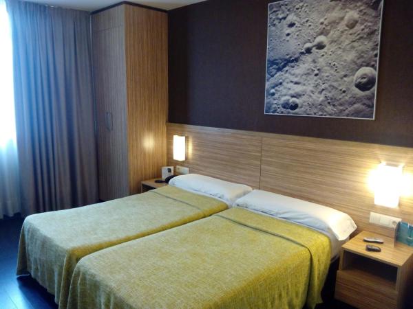 Hotel Moon : photo 10 de la chambre chambre double ou lits jumeaux
