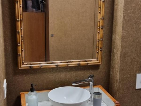 Logies La Chèvre Folle : photo 3 de la chambre chambre double deluxe avec douche