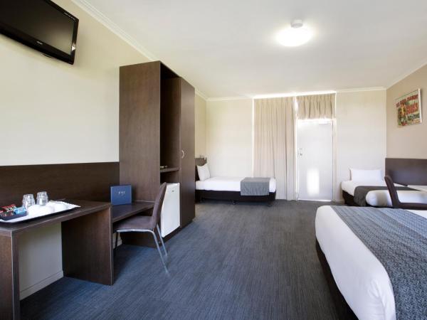 Links Hotel : photo 4 de la chambre studio familial