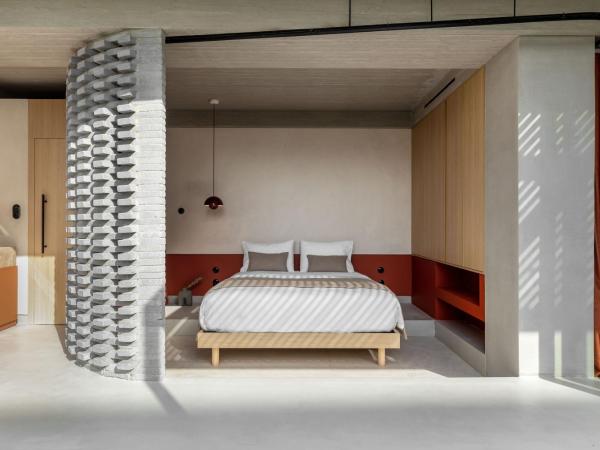 The Newel Psychiko : photo 2 de la chambre suite penthouse avec bain à remous privé