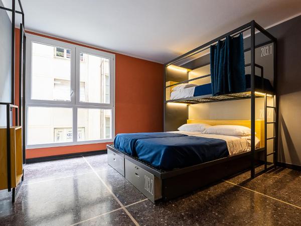 Marathon Hostel : photo 3 de la chambre chambre triple