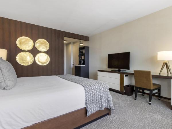 Omni Charlotte Hotel : photo 4 de la chambre chambre signature club - 1 lit king-size