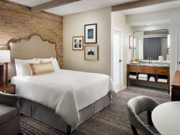 Omni La Mansion del Rio : photo 4 de la chambre petite chambre lit queen-size