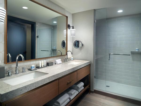 Omni Hotel at the Battery Atlanta : photo 2 de la chambre suite lit king-size