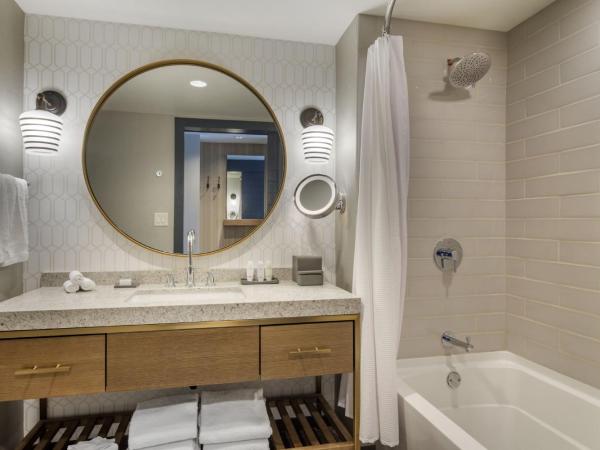 Omni Hotel at the Battery Atlanta : photo 5 de la chambre chambre lit queen-size deluxe