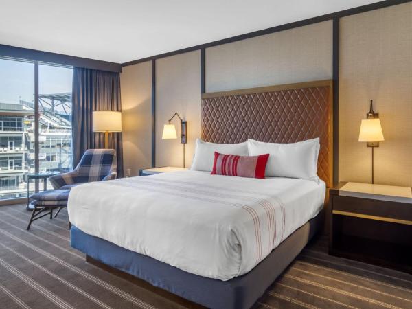 Omni Hotel at the Battery Atlanta : photo 7 de la chambre chambre lit king-size premier exécutive