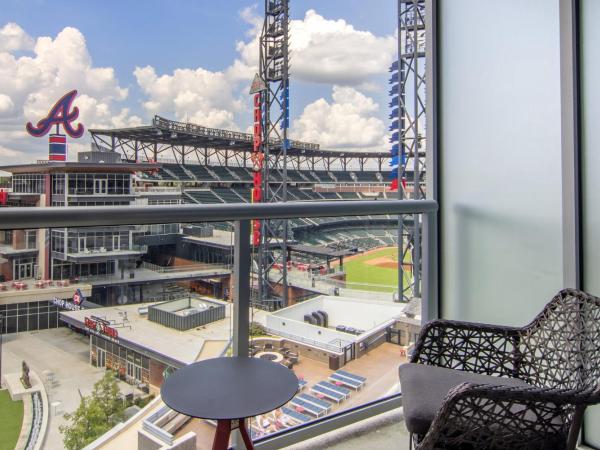 Omni Hotel at the Battery Atlanta : photo 9 de la chambre premier room with balcony - 2 queen beds