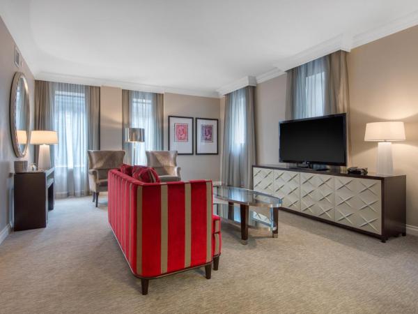 The Omni King Edward Hotel : photo 2 de la chambre suite de luxe avec lit king-size