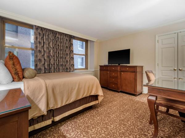 Omni William Penn Hotel : photo 3 de la chambre chambre deluxe – un lit queen-size – accessible aux personnes à mobilité réduite