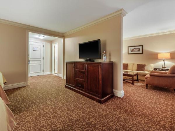 Omni William Penn Hotel : photo 4 de la chambre suite supérieure 1 chambre avec 2 lits doubles