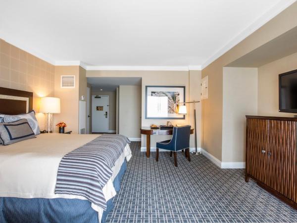 Omni Los Angeles Hotel : photo 6 de la chambre chambre lit king-size premier