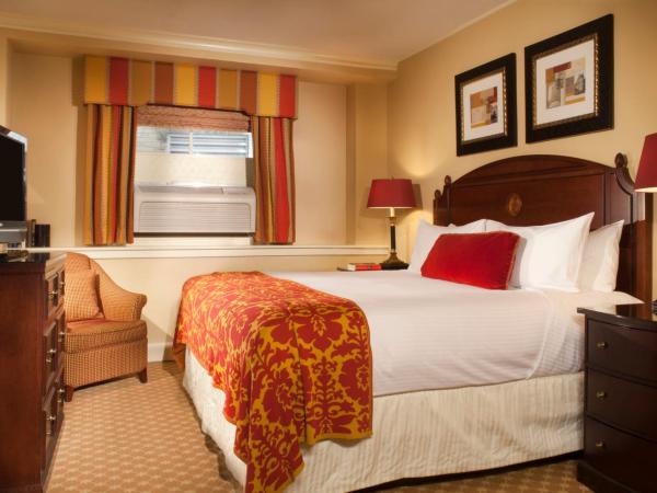 Boston Omni Parker House Hotel : photo 2 de la chambre chambre traditionnelle avec grand lit