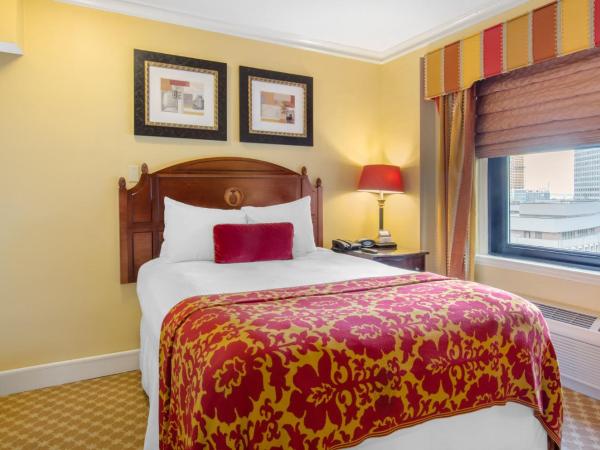 Boston Omni Parker House Hotel : photo 6 de la chambre chambre lit queen-size 