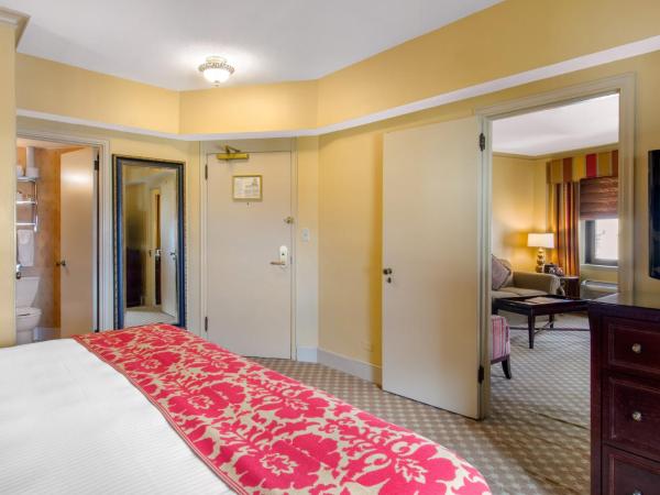 Boston Omni Parker House Hotel : photo 5 de la chambre suite premier choix avec lit king-size
