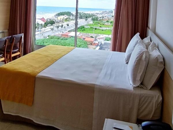 Gran Mareiro Hotel : photo 4 de la chambre chambre – vue latérale sur mer