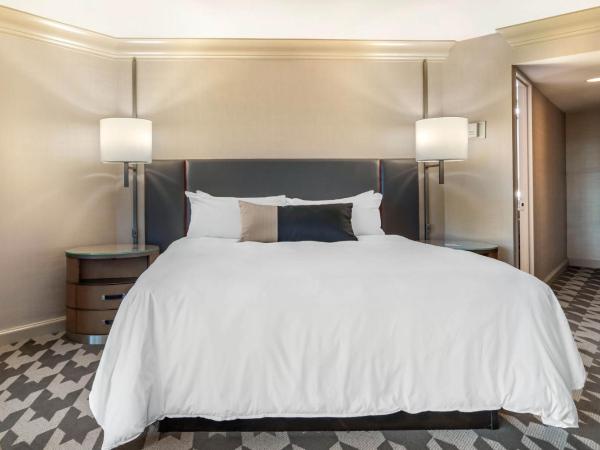 Omni Atlanta Hotel at Centennial Park : photo 4 de la chambre chambre lit king-size de luxe