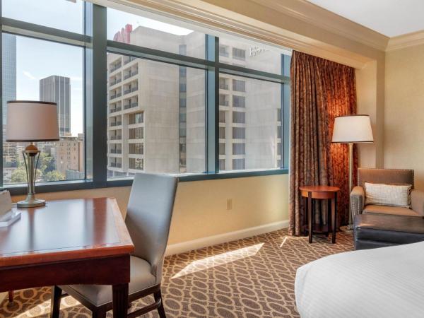 Omni Atlanta Hotel at Centennial Park : photo 2 de la chambre 	 premier executive room park view - 1 king bed
