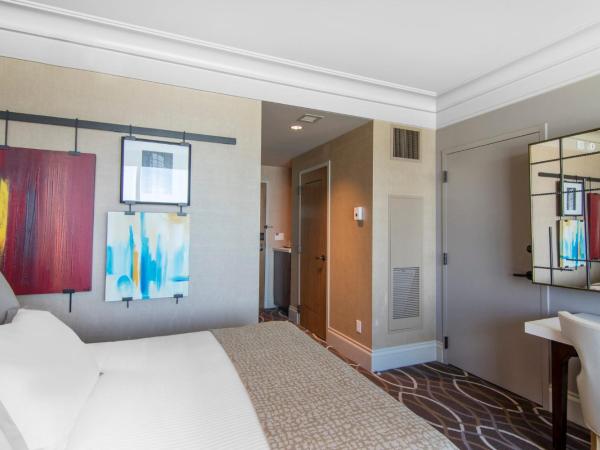 Omni Dallas Hotel : photo 6 de la chambre chambre deluxe avec 2 lits queen-size