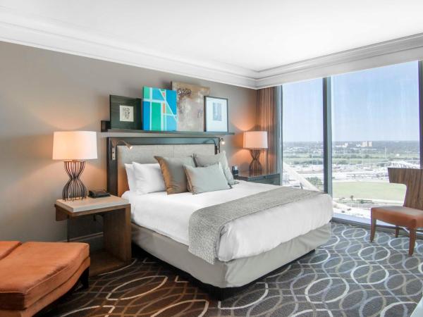 Omni Dallas Hotel : photo 5 de la chambre chambre lit king-size deluxe
