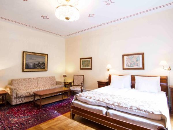 Mayfair Hotel Tunneln : photo 1 de la chambre chambre triple