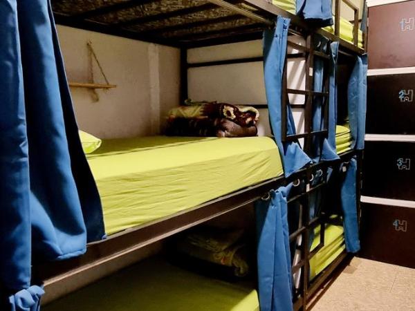 HOM Centro histórico : photo 2 de la chambre lit superposé dans dortoir mixte