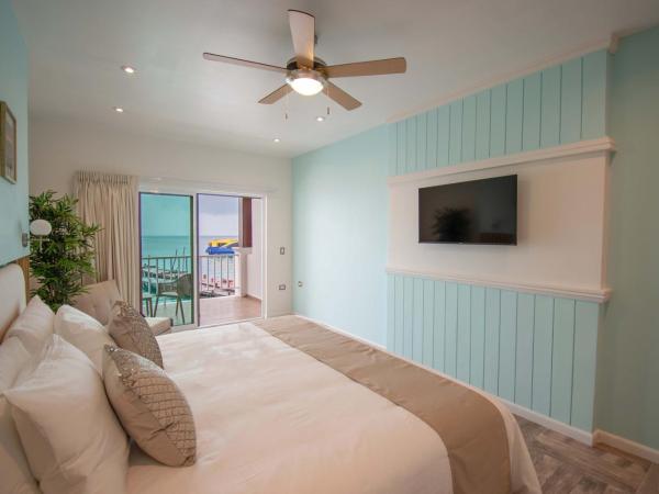 Bartolome Oceanfront Suites : photo 4 de la chambre chambre double deluxe avec balcon