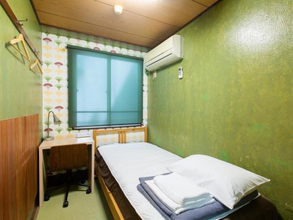 Guest House Shinagawa-shuku : photo 5 de la chambre chambre simple avec salle de bains commune