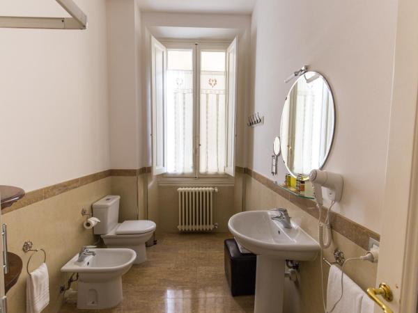 Gourmet B&B Villa Landucci : photo 3 de la chambre chambre deluxe double ou lits jumeaux