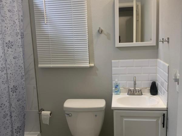 STOP Inn STAY HOSTEL : photo 6 de la chambre lit dans dortoir mixte de 4 lits