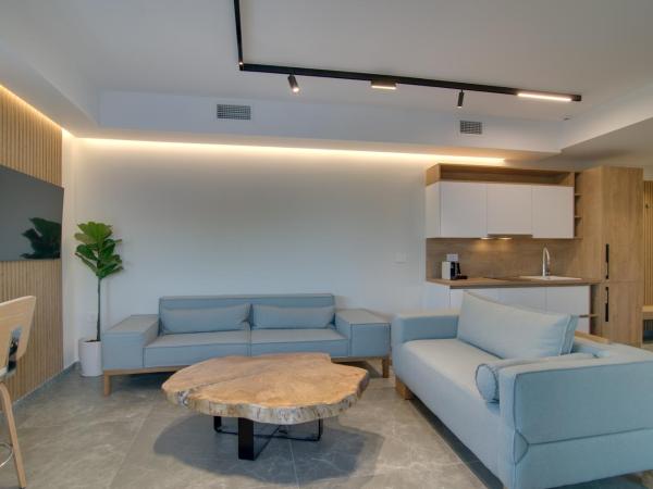 Selin Luxury Residences : photo 5 de la chambre appartement - vue sur lac