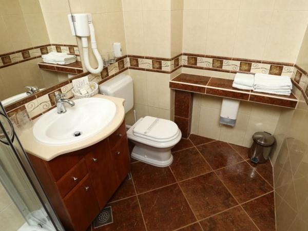 Heritage Hotel Vila Sikaa : photo 2 de la chambre chambre lits jumeaux avec balcon