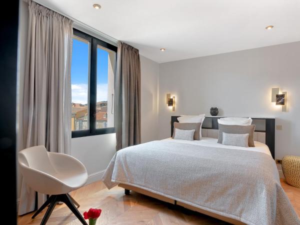 Hotel San Carlu Citadelle Ajaccio : photo 6 de la chambre penthouse