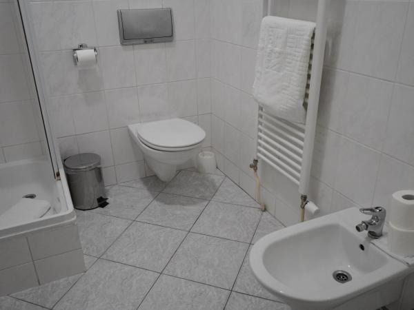 EA Apartmány Mozart : photo 5 de la chambre appartement (3 adultes)