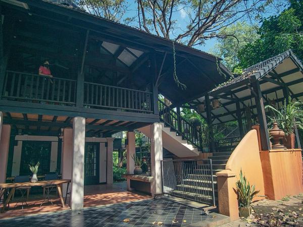 Baan Suan Residence เฮือนพักบ้านสวน : photo 2 de la chambre culture villa with private pool