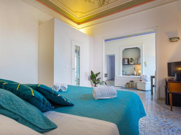 B&B Palazzo Bruca Catania : photo 5 de la chambre chambre double avec baignoire spa