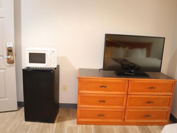 La Quinta Inn by Wyndham Columbus Airport Area : photo 8 de la chambre chambre double de luxe avec 2 lits doubles 