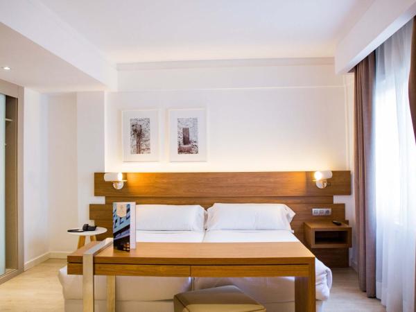 Hotel Gelmírez : photo 3 de la chambre chambre double ou lits jumeaux