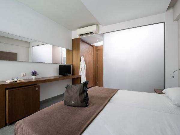 Oktober Downtown Boutique Hotel : photo 8 de la chambre chambre double – vue sur ville
