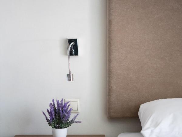 Oktober Downtown Boutique Hotel : photo 7 de la chambre chambre double – vue sur ville