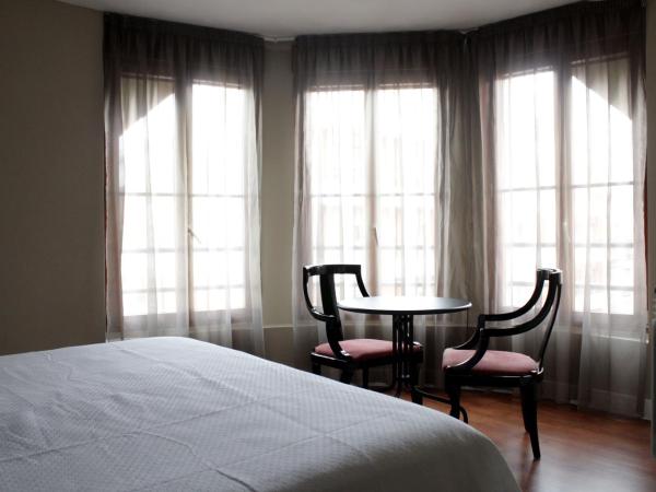 Hotel Boutique Rosal Oviedo : photo 3 de la chambre chambre quadruple confort