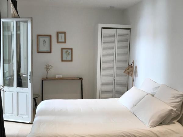 Maison Boussingault : photo 2 de la chambre chambre double deluxe avec baignoire