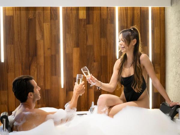 Antalya City Hotel & Spa : photo 4 de la chambre suite deluxe avec baignoire spa