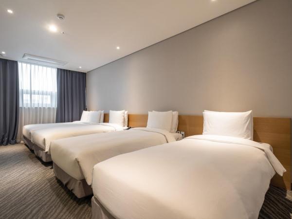 Ramada by Wyndham Seoul Dongdaemun : photo 3 de la chambre chambre quintuple