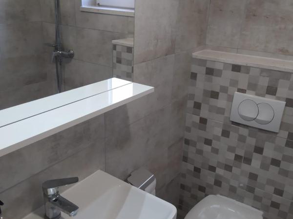 Apartmani Diki : photo 4 de la chambre appartement avec balcon