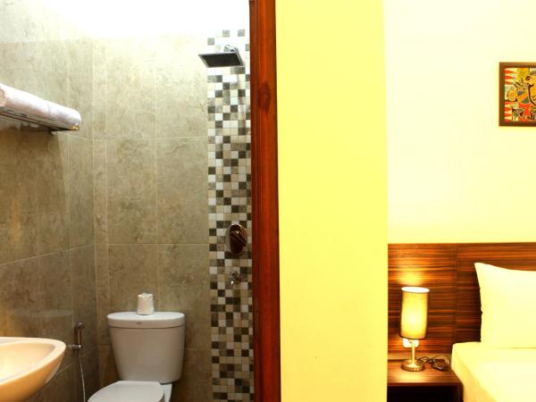 Grand Marto Hotel : photo 9 de la chambre chambre deluxe double ou lits jumeaux